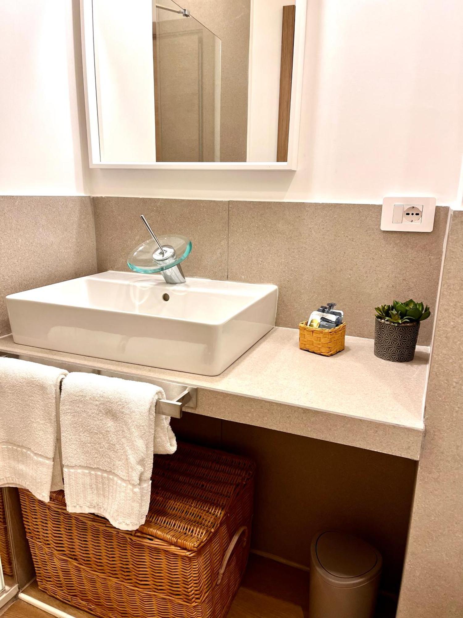 La Casa Di Nelly Boutique Apartment Napoli Eksteriør billede