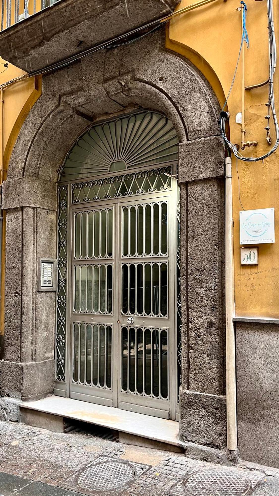 La Casa Di Nelly Boutique Apartment Napoli Eksteriør billede